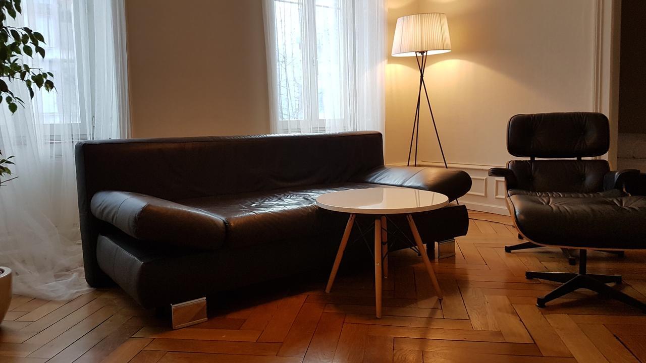 Charme Apartment *